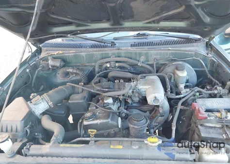 2002 Toyota Tacoma from USA, damaged, VIN 5TEVL52N52Z085956